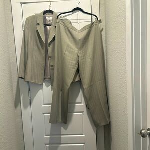 2 piece pant suit